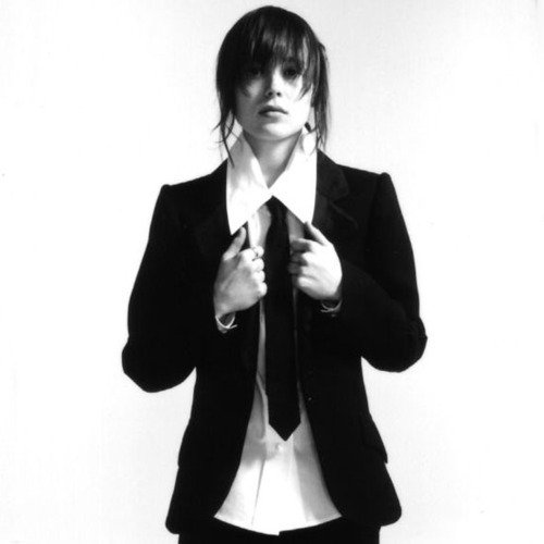 Ellen Page Suit
